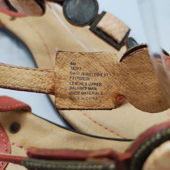 Women's Frye Dani Jeweled T strap Sandals Size 8M - Picture 4 of 10